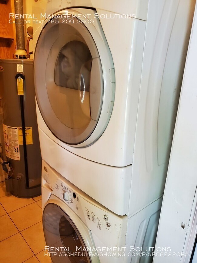 Foto del edificio - *OAKLAND AREA* 423 NE Poplar- 2 BED/1 Bath