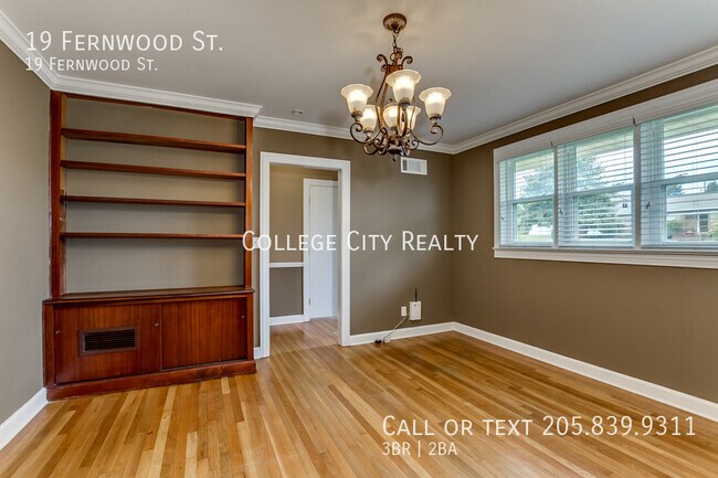 Building Photo - 19 Fernwood St