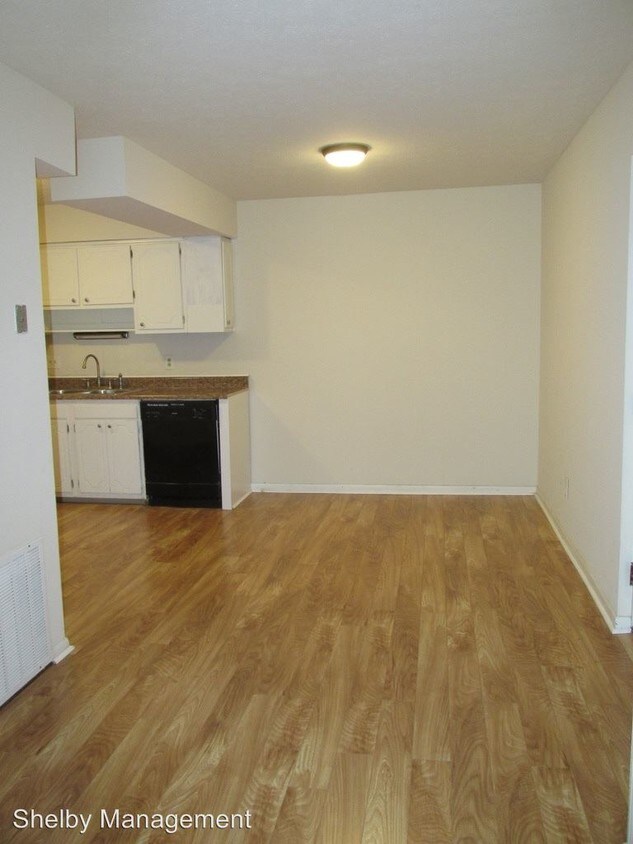 Foto principal - 5006 Dierker Rd