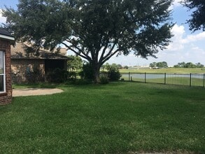 Building Photo - 10730 Sea Myrtle Dr