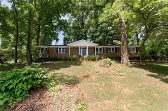 Building Photo - 3979 Potomac Dr NW