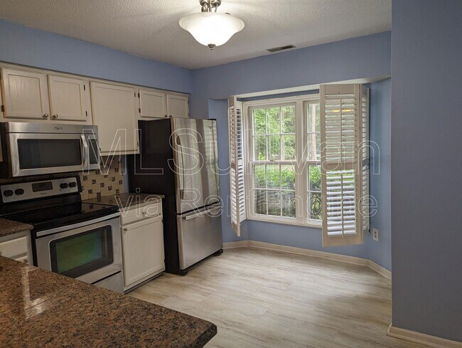 Foto del edificio - 118 Timber Ridge Dr