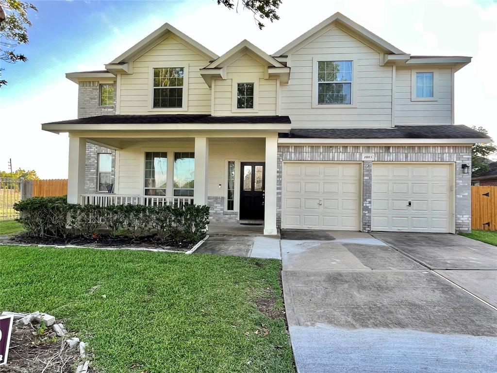 Primary Photo - 1803 Stoneleigh Ct