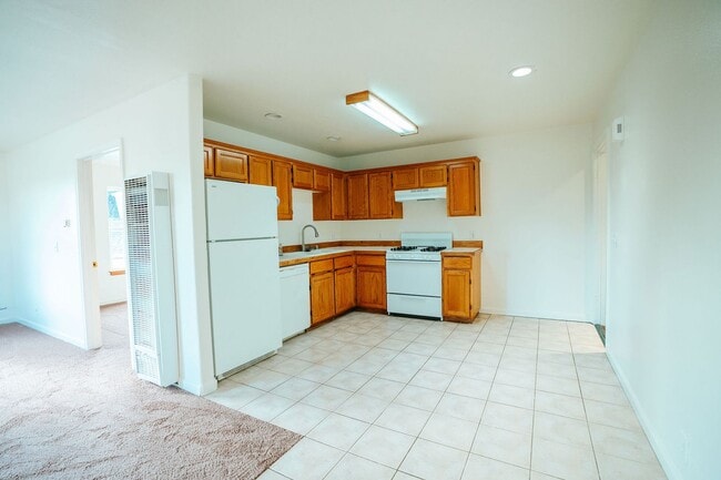 Building Photo - 917 I St