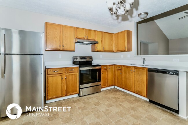 Building Photo - 6226 Maravian Dr