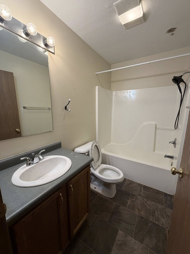 Building Photo - 119 Lucas Dr