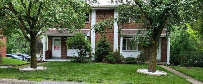 Building Photo - 549 Cumberland Rd