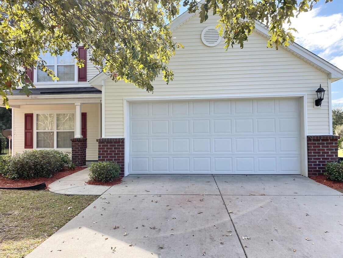 19 Saluda Way, Beaufort, SC 29906 House Rental in Beaufort, SC