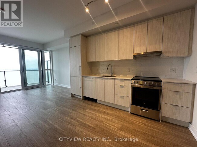 Photo du bâtiment - 430-4430 Square One Dr