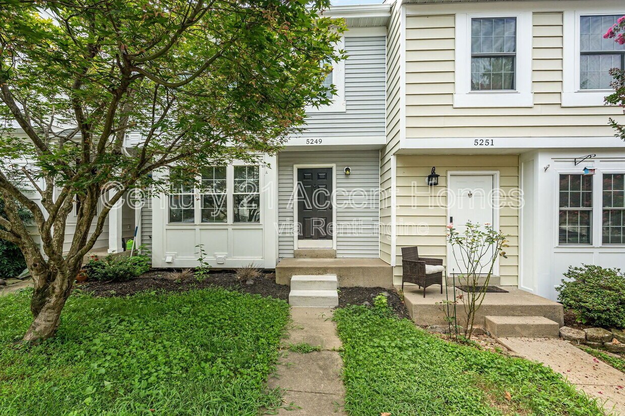 Foto principal - 5249 Spring Branch Blvd