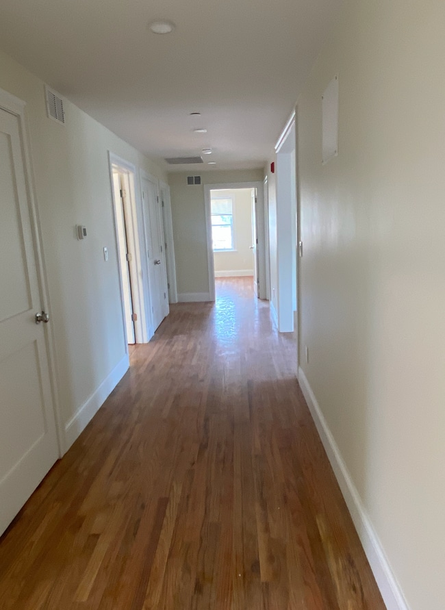 Building Photo - 211 Harvard Ave