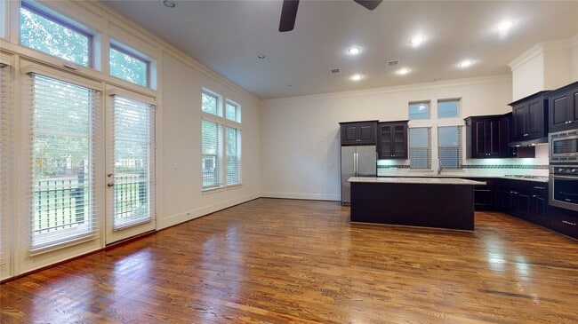 Foto del edificio - 1708 Upland Lakes