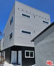 Building Photo - 11841 Runnymede St