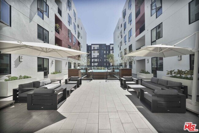 Foto del edificio - 1234 Wilshire Blvd