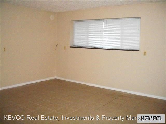 Foto del edificio - 1613 Banyan Dr