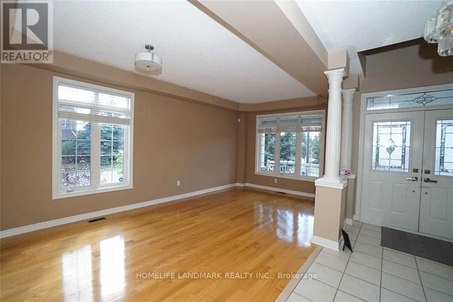 Building Photo - 3132 Velmar Dr