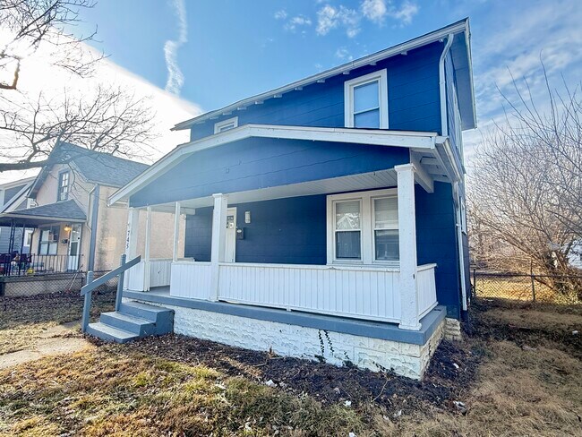 Building Photo - 745 S Wayne Ave