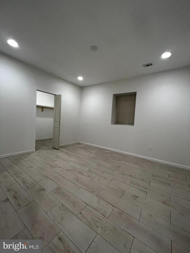 Building Photo - 11701 Locust Dale Ct