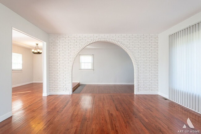 Building Photo - 545 Lowestoft Ln