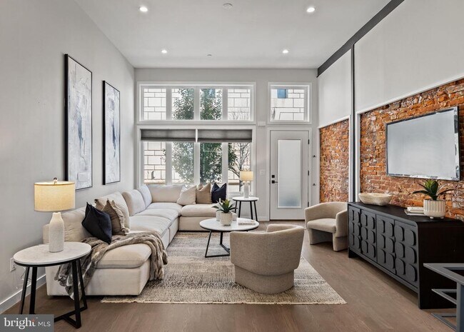 Foto del edificio - 2106 Spring St