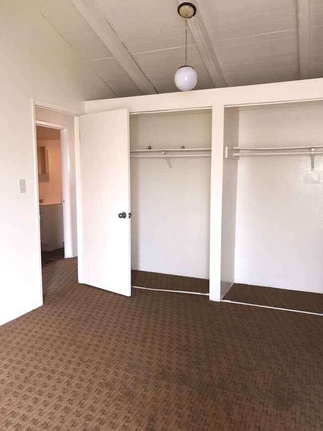 Foto del edificio - Garden Groves 3/2 $2200.00