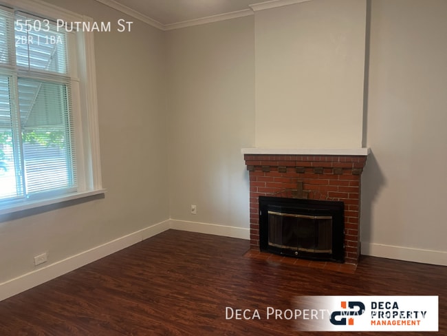 Building Photo - 2 Bedroom 1 Bathroom Apartment