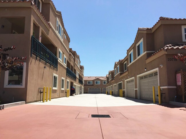 Foto del edificio - 20718 Seine Ave