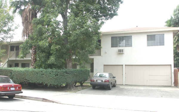 Primary Photo - 5201 Cedros Ave