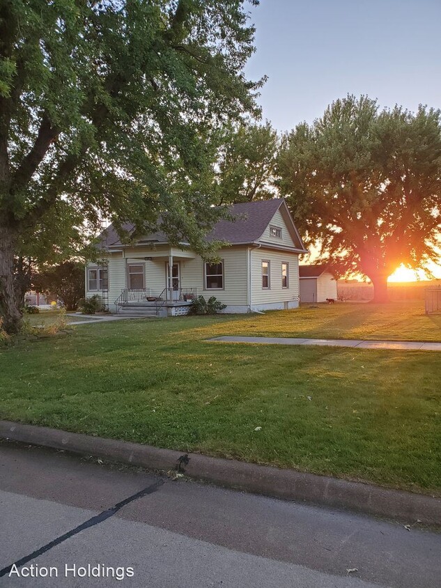 Primary Photo - 2 br, 2 bath House - 412 Said St
