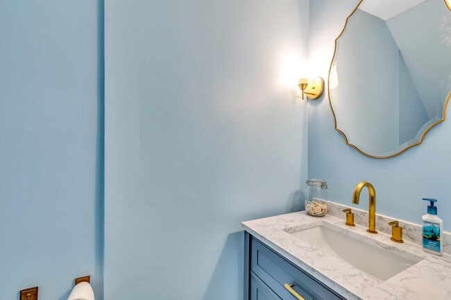 Building Photo - 881 NW 81st Way