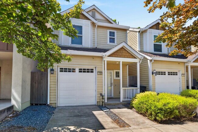 Foto del edificio - Charming 3-Bed Home in Sacramento with 2.5 Baths