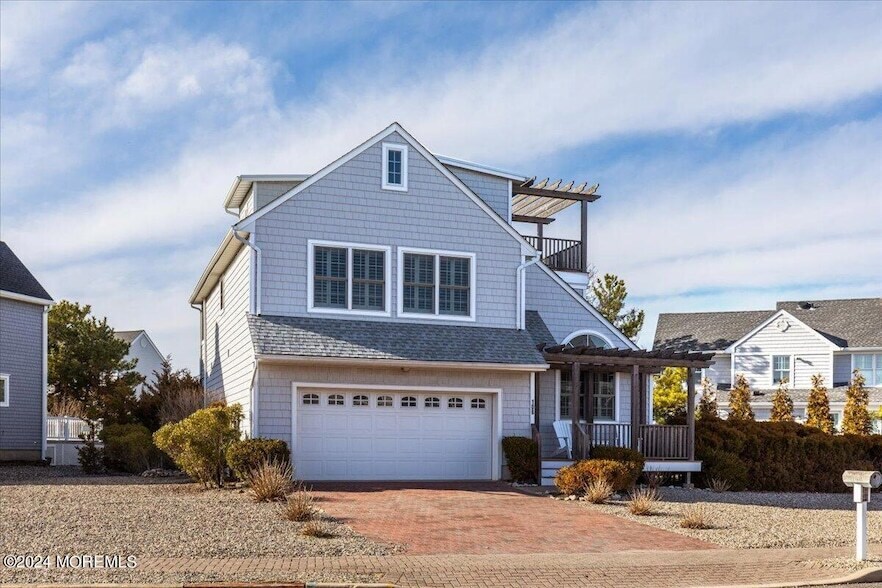 108 Glimmer Glass Circle House Rental in Manasquan, NJ