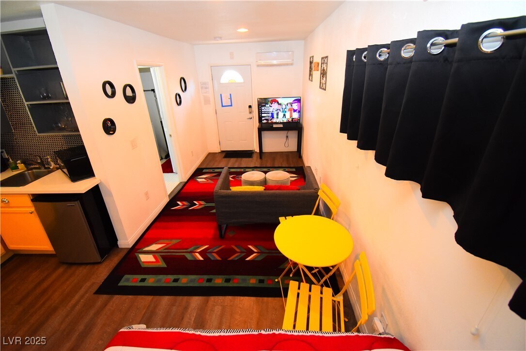 Foto principal - 308 S 10th St