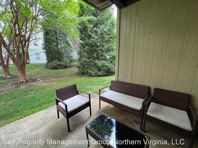 Building Photo - 1 br, 1 bath House - 7729 Inversham Dr. #153