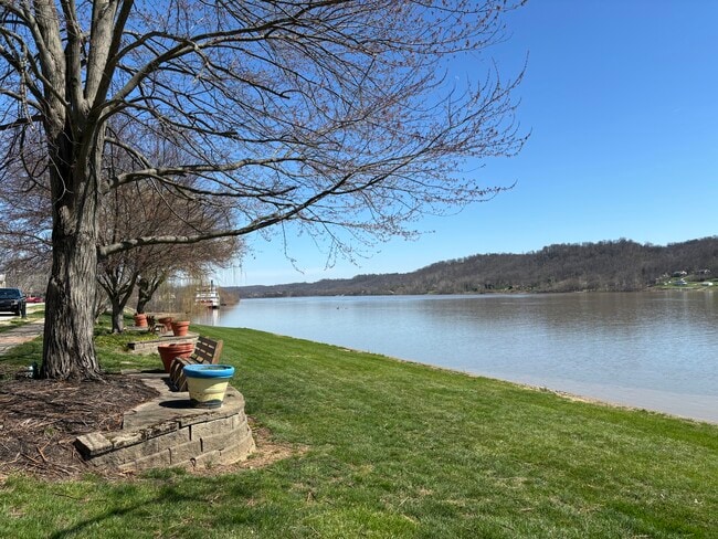 Foto del edificio - 117 N Front St