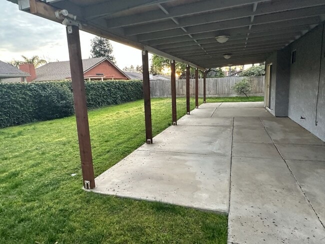 Foto del edificio - 5449 W Ashland Ct