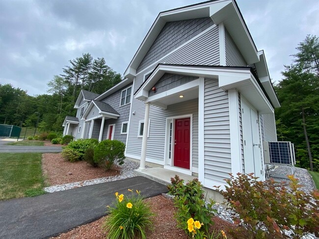 Building Photo - 37 E Ridge Dr