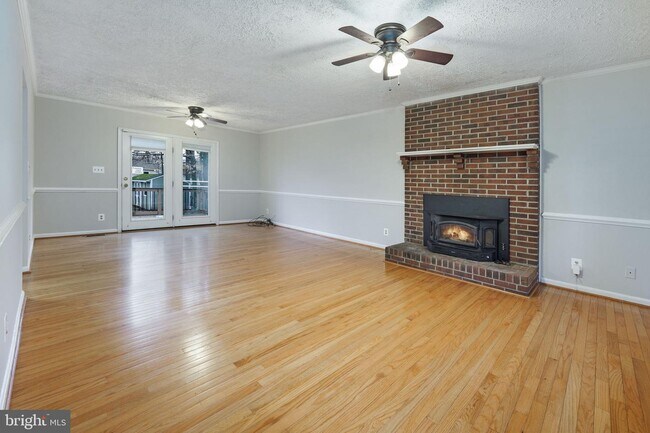 Foto del edificio - 47 Winding Creek Rd