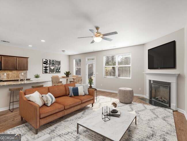 Foto del edificio - 1064 Lear Dr