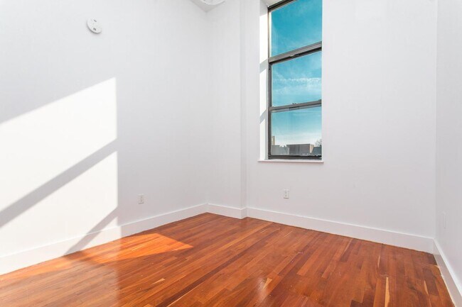 Foto del edificio - 180 Bainbridge St.