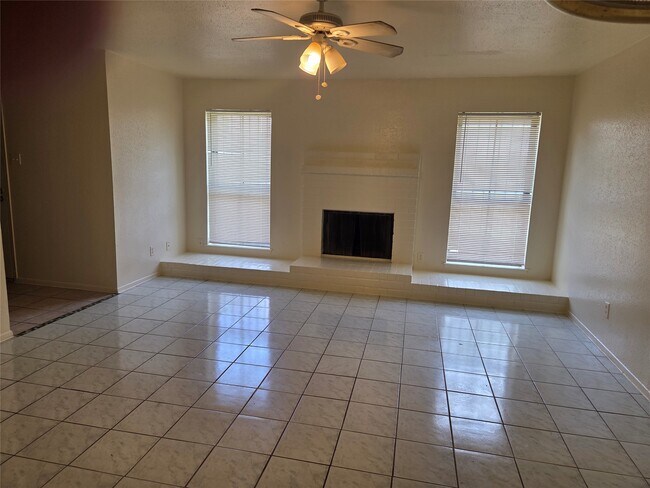 Foto del edificio - 11529 S Kirkwood Rd