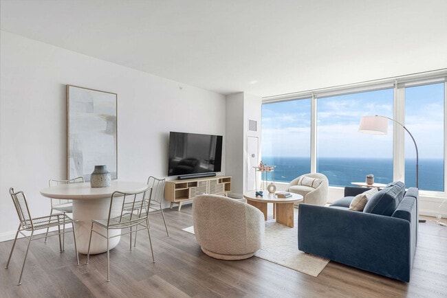 Building Photo - 1000 S Michigan Ave