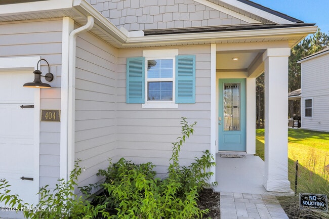 Foto del edificio - 404 Thistleton Wy