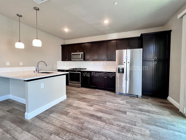 Building Photo - 6226 E Nala Dr