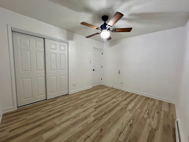 Bedroom 2 - 4865 N Kilbourn Ave