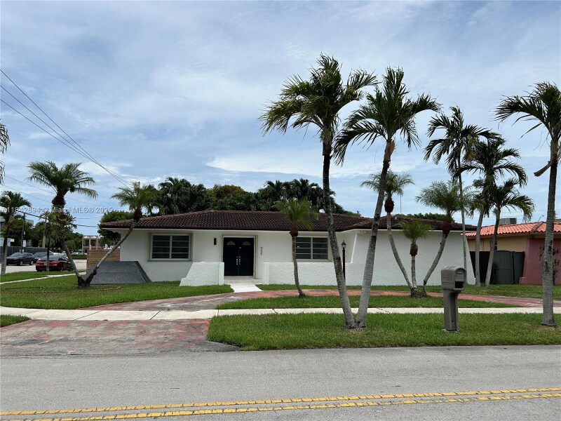 Foto principal - 955 SW 87th Ct
