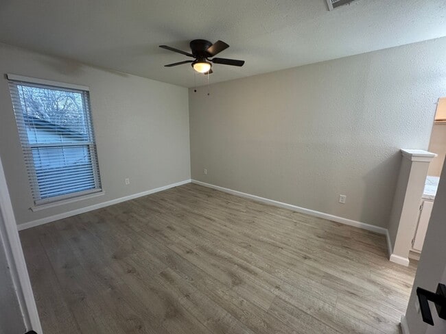 Building Photo - 1809 Prairie Knoll Ct