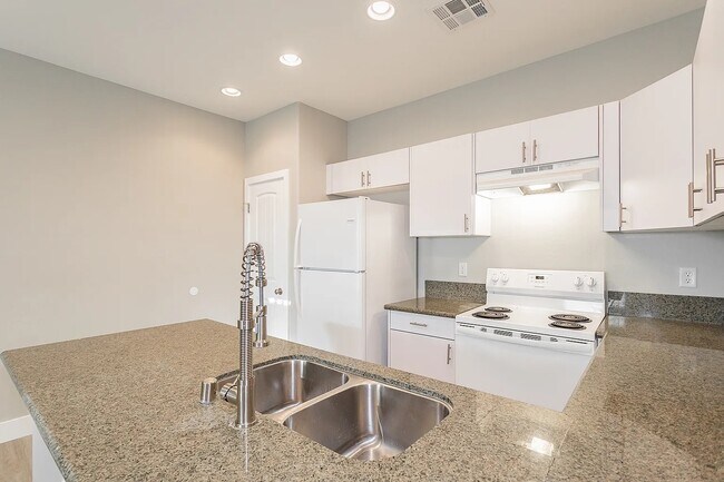 Foto del edificio - 1701 S Dandelion St