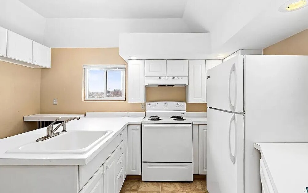 Foto principal - 4729 McCulloch St