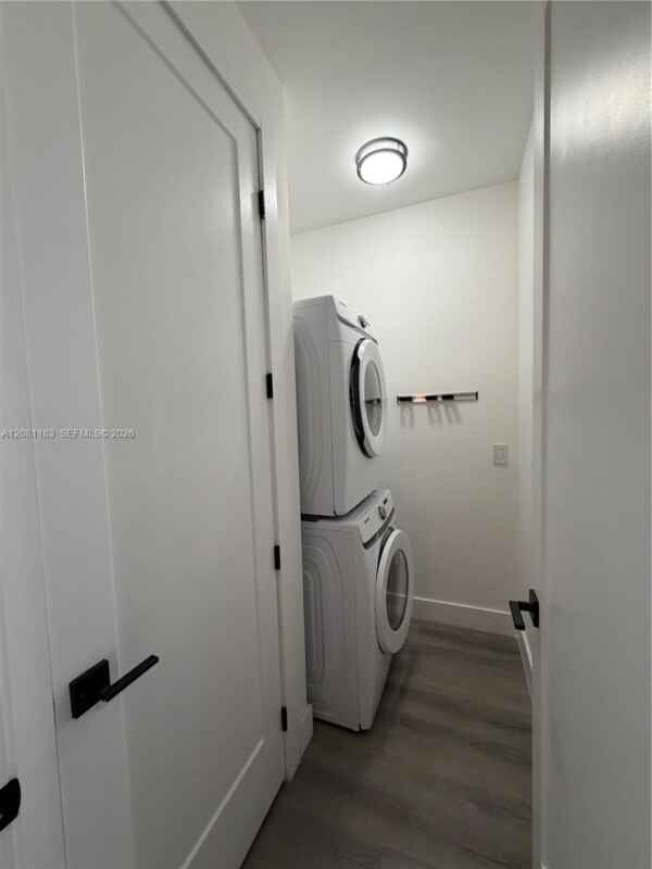 Foto del edificio - 4655 SW 32nd Terrace